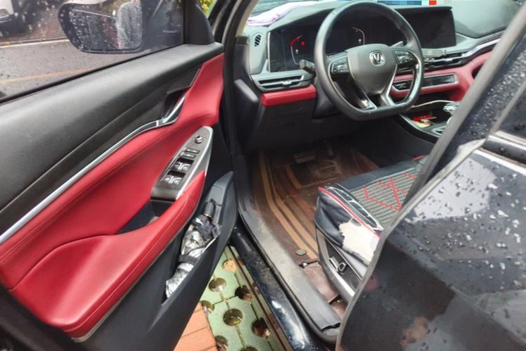 Used CHANGAN CS75 PLUS 2021 1.5T Automatic Luxury Version Driver Seat