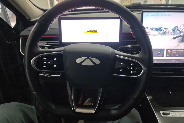 Used Chery Fengyun A8L 2025 1.5 TGDI 145 km Luxury Version Steering Wheel
