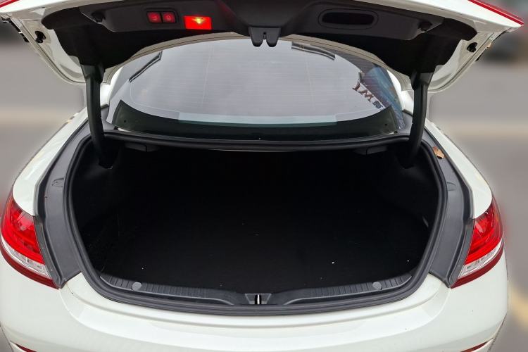 Used Mercedes-Benz C-Class 2018 C 200 Coupe Trunk