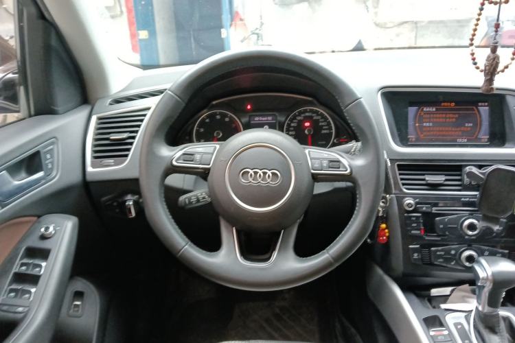 Used Audi Q5 2018 Collector's Edition 40 TFSI Ambition Model