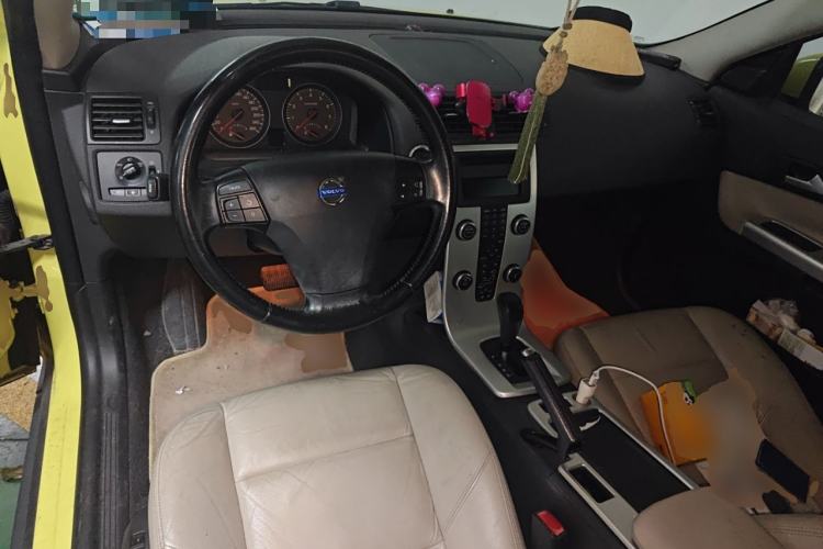 Used Volvo C30 2012 2.0L Aktiv Dynamic Package Edition
