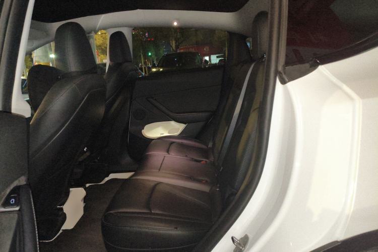 Used Tesla Model Y 2023 Rear-Wheel-Drive Version