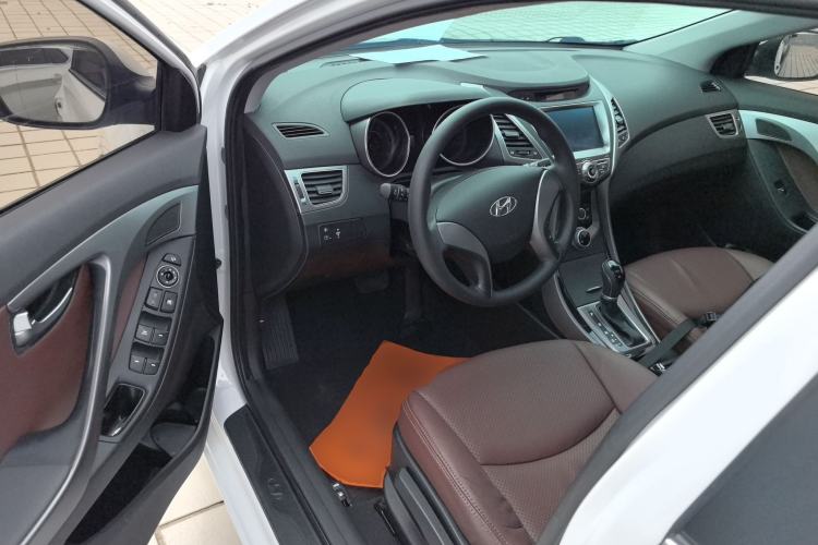 Used Hyundai Elantra (5th Generation / Langdong) 2015 1.6L Automatic Leading Model