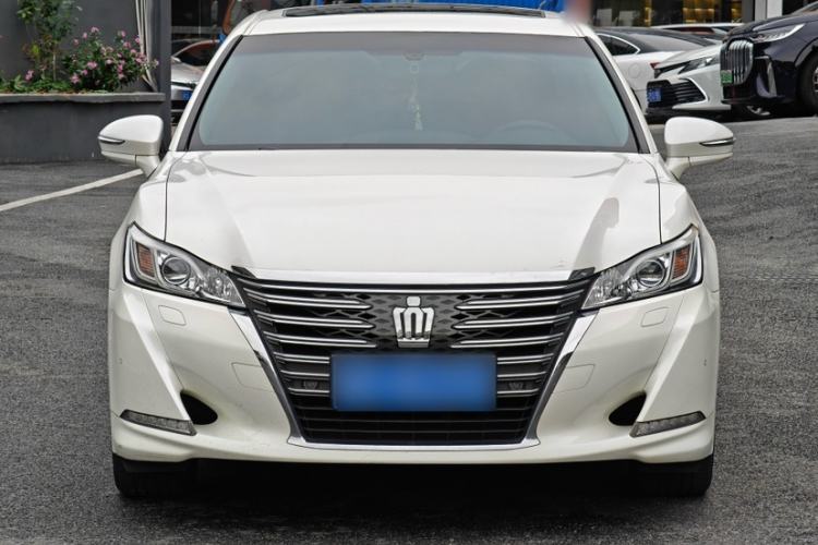 Used Toyota Crown 2015 2.0T Fashion Edition Exterior 3