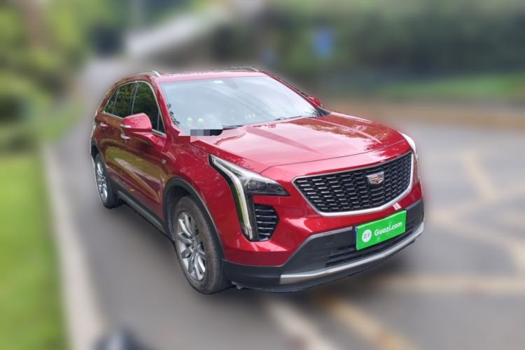 Used Cadillac XT4 2021 28T Two-Wheel Drive Leading Version Front Right 45 Deg