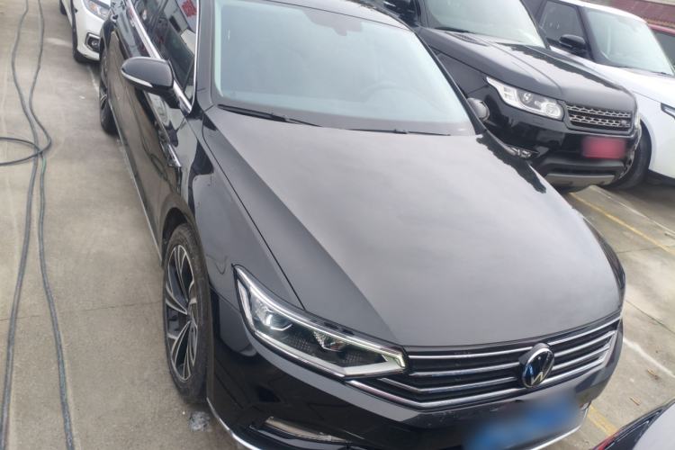 Used Volkswagen Magotan 2020 330TSI DSG Luxury Edition Front