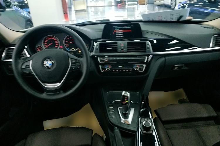 Used BMW 3 Series 2018 320Li Fashion Model
