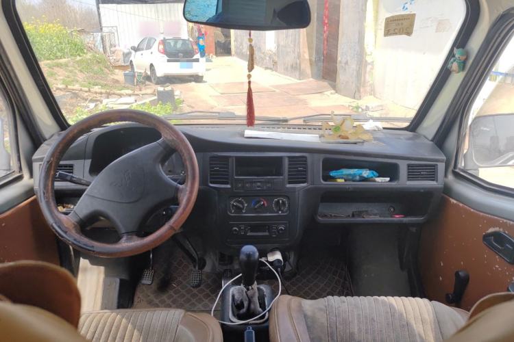 Used Wuling Zhiguang 2013 1.0L Base Version
