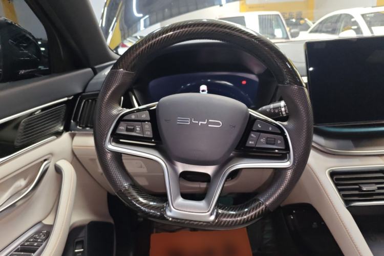 Used BYD Song PLUS New Energy 2023 Champion Edition EV 520KM Flagship Model
