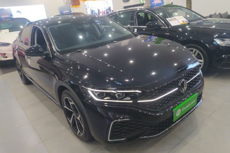 Used Volkswagen Passat 2025 Outstanding Model 380TSI Starry Dragon Glorious Edition