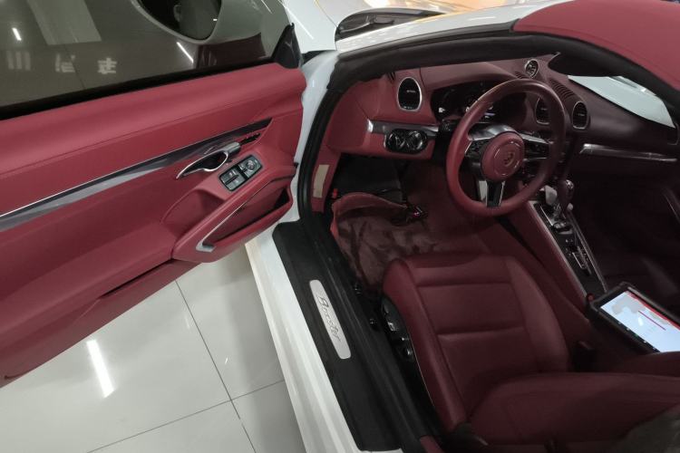 Used Porsche 718 2022 Boxster 2.0T
