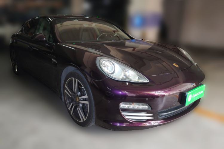 Used Porsche Panamera 2010 Panamera 4 3.6L Front Right 45 Deg