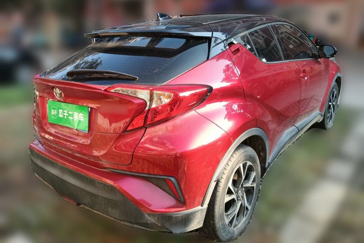Used Toyota C-HR 2020 2.0L Leading Edition Rear Right 45 Deg