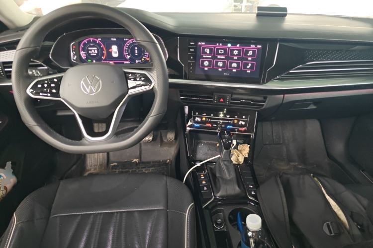 Used Volkswagen Passat 2023 330TSI Starry Luxury Edition
