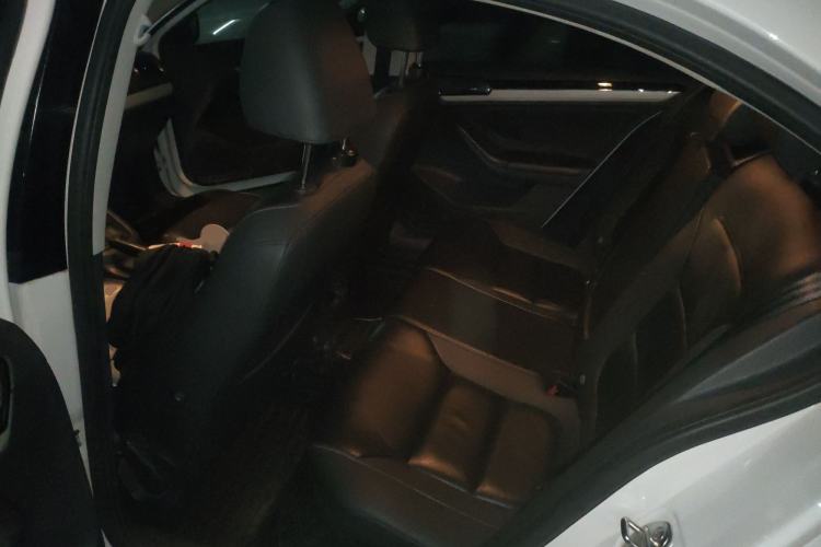 Used Volkswagen Sagitar 2015 1.6L Automatic Comfort Model