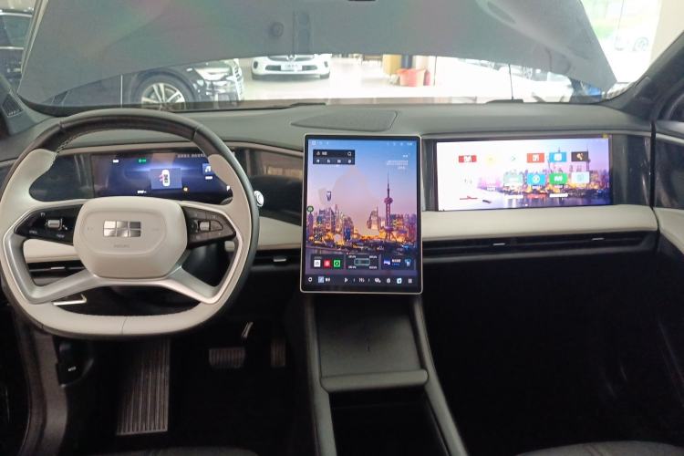 Used Geely Galaxy L7 2023 1.5T 115 km PLUS
