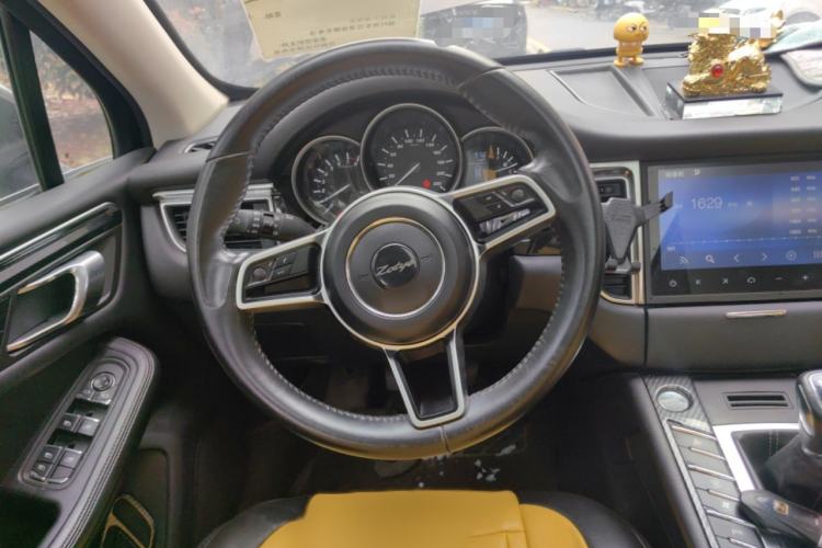 Used Zotye SR9 2017 2.0T Manual "Ultimate Light" Edition
