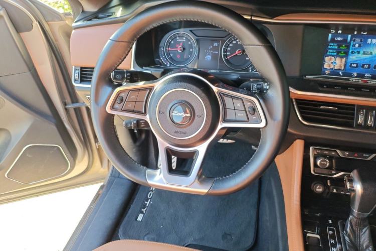 Used Zotye T600 Coupe 2017 1.5T Automatic Luxury Model Steering Wheel