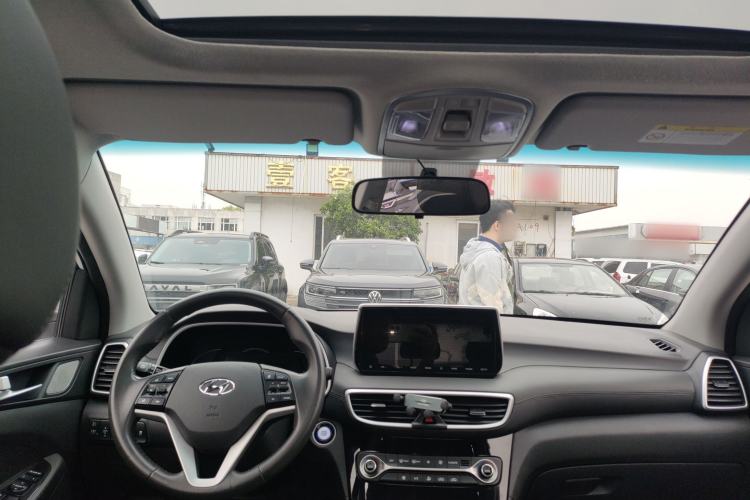 Used Hyundai Tucson 2019 280TGDi Dual-Clutch Two-Wheel Drive Fashion Edition China VI Standard Headliner
