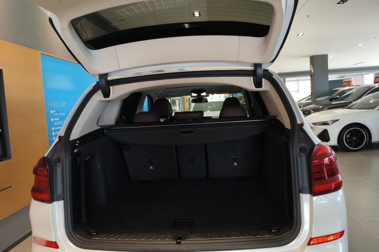 Used BMW X3 2019 xDrive28i M Sport Package Trunk