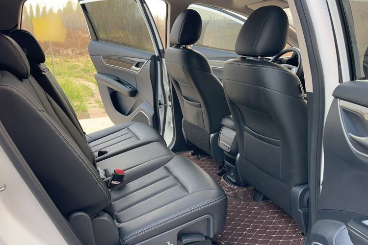 Used BYD Song MAX 2017 1.5T Automatic Smart Connect Elite 7-Seater
