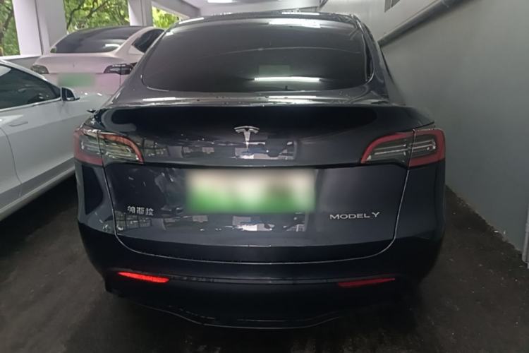 Used Tesla Model Y 2024 Long-Range All-Wheel-Drive Version