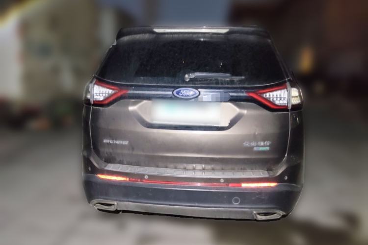 Used Ford Edge 2015 2.0T GTDi Two-Wheel-Drive High-Line Version