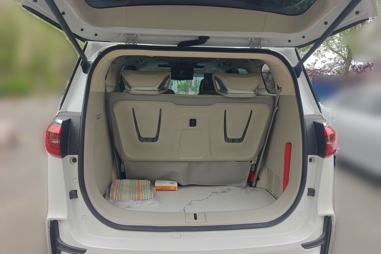 Used Buick GL8 2022 ES Landtrek 653T Comfort Edition
