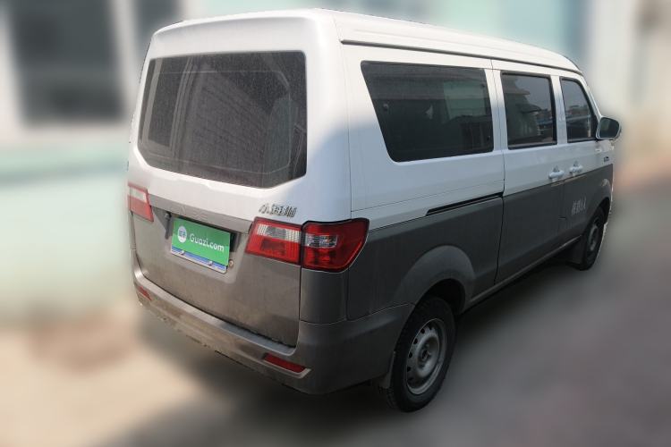 Used Jinbei Hiace X30 2024 1.5L Wealthy-Style Passenger Van 5/6/7 Seater with Front-Mounted Air Conditioning Rear Right 45 Deg