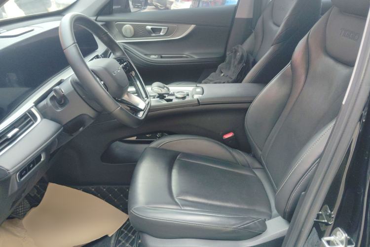 Used Chery Tiggo 8 PRO 2024 Champion Edition 290T Two-Wheel Drive Shining Version 5 Seats Left Front Seat