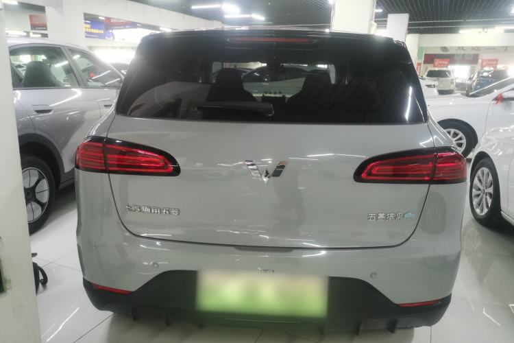 Used Wuling Bingo PLUS 2024 330 km Range Five-Seater Version