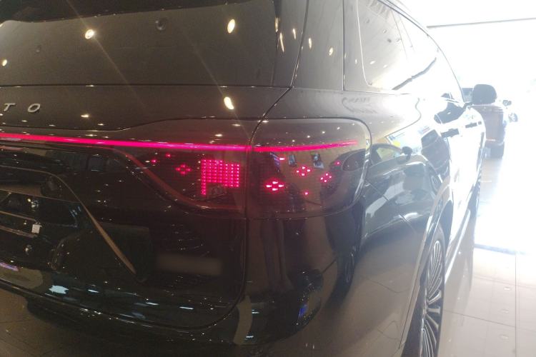 Used Hima AITO M9 2024 All-Electric Ultra Version 100 kWh 5-Seater Model
