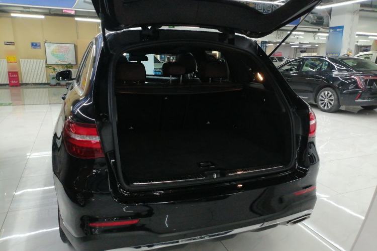 Used Mercedes-Benz GLC 2018 GLC 260 4MATIC Luxury Model