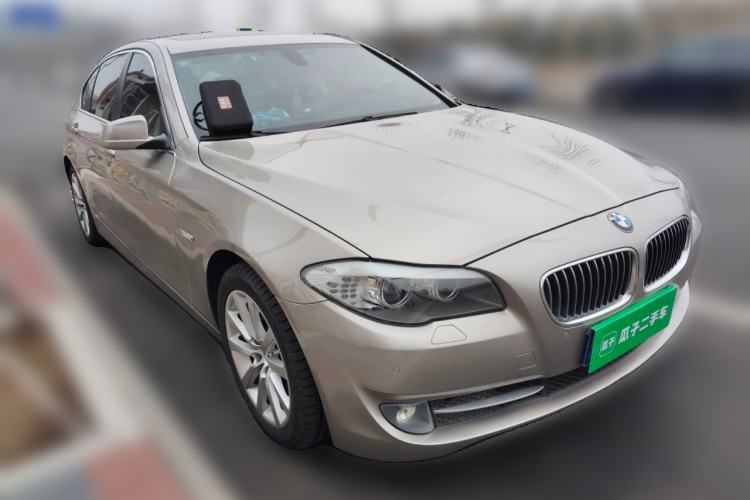 Used BMW 5 Series 2013 530Li Leading Model Front Right 45 Deg