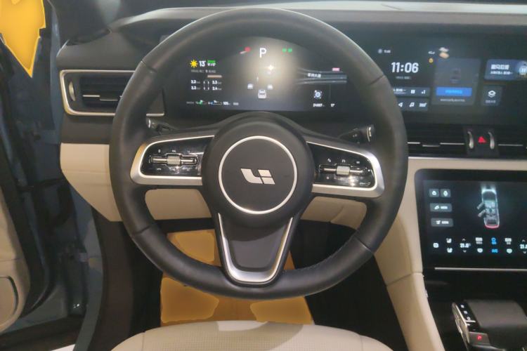 Used Li Auto ONE 2021 Extended-Range 6-Seater Version Steering Wheel