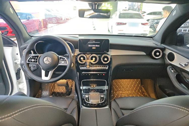 Used Mercedes-Benz GLC Coupe 2020 GLC 260 4MATIC Coupe SUV
