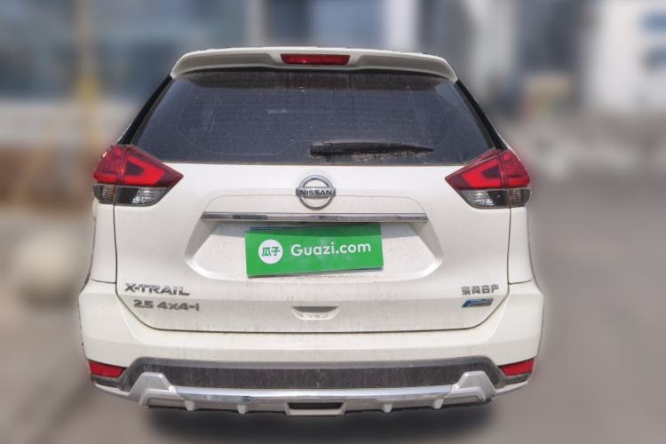 Used Nissan X-Trail 2017 2.5L CVT Leading Edition 4WD