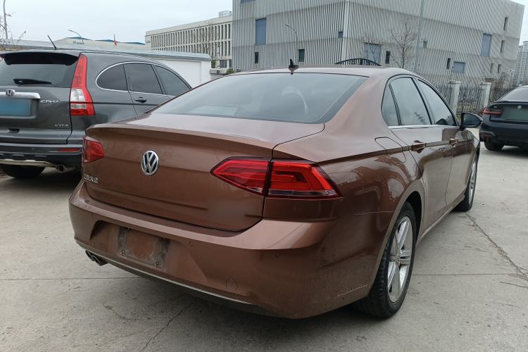 Used Volkswagen Lamando 2015 330TSI DSG Comfort Edition
