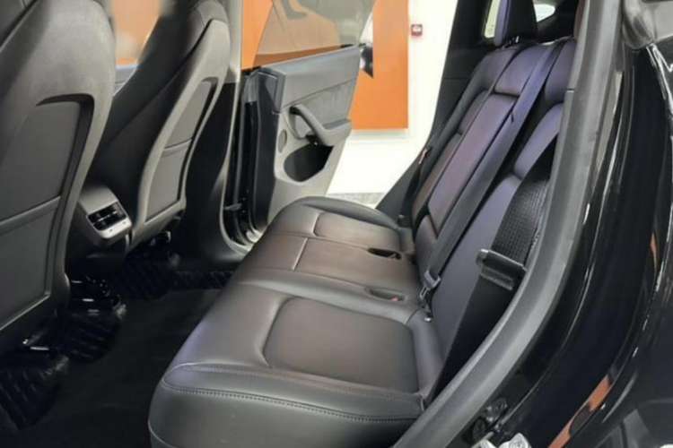 Used Tesla Model Y 2021 Standard Range Rear-Wheel Drive Version
