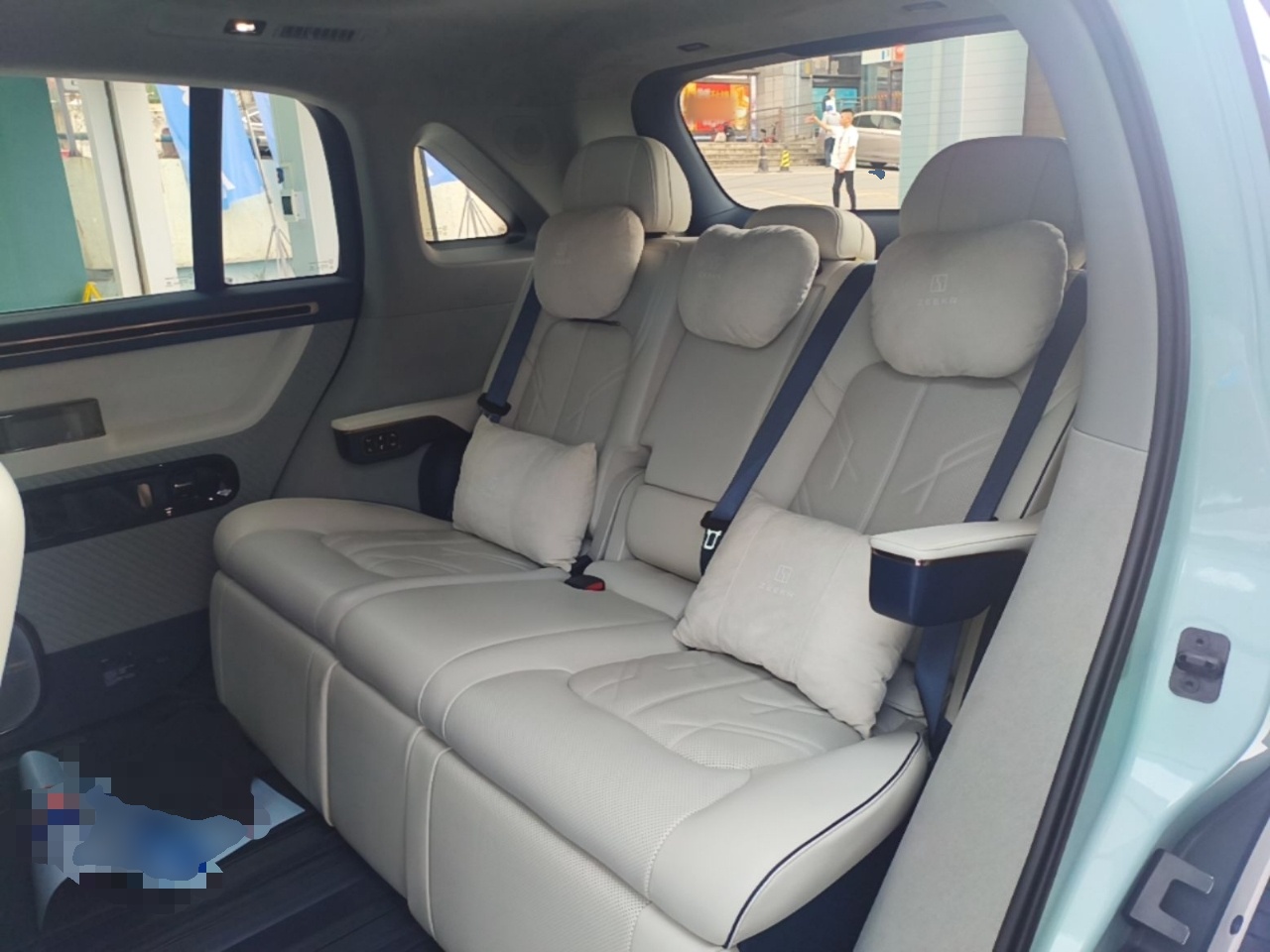 Zeekr MIX 2025 Long-Range Intelligent Driving Edition — снимка 20