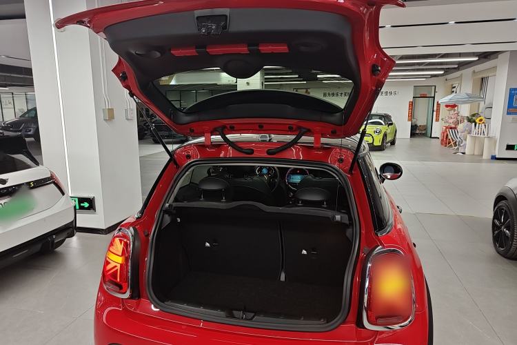 Used MINI MINI 2022 1.5T COOPER Classic Edition
