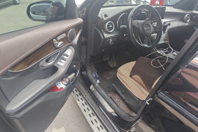 Used Mercedes-Benz GLC 2018 GLC 260 4MATIC Luxury Model
