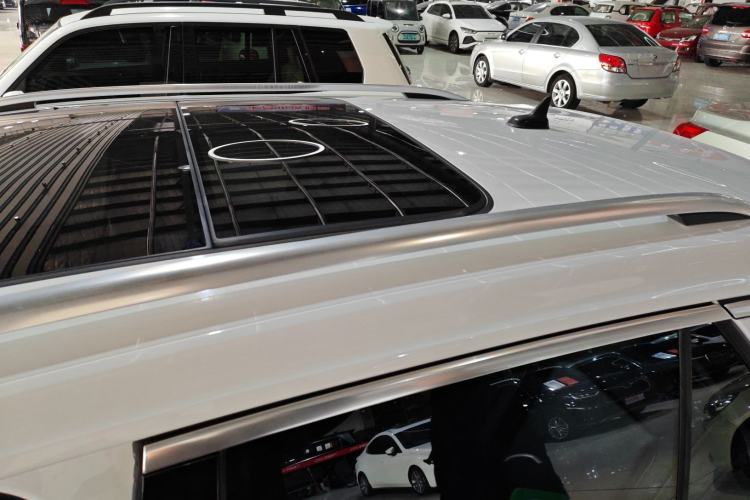 Used Volkswagen T-ROC 2022 280TSI DSG Two-Wheel Drive Elite PLUS