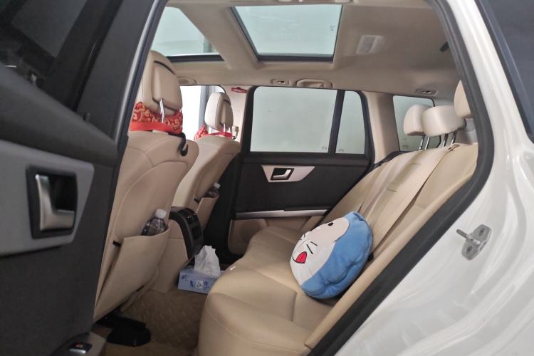 Used Mercedes-Benz GLK-Class 2013 GLK 300 4MATIC Dynamic Sunroof Model