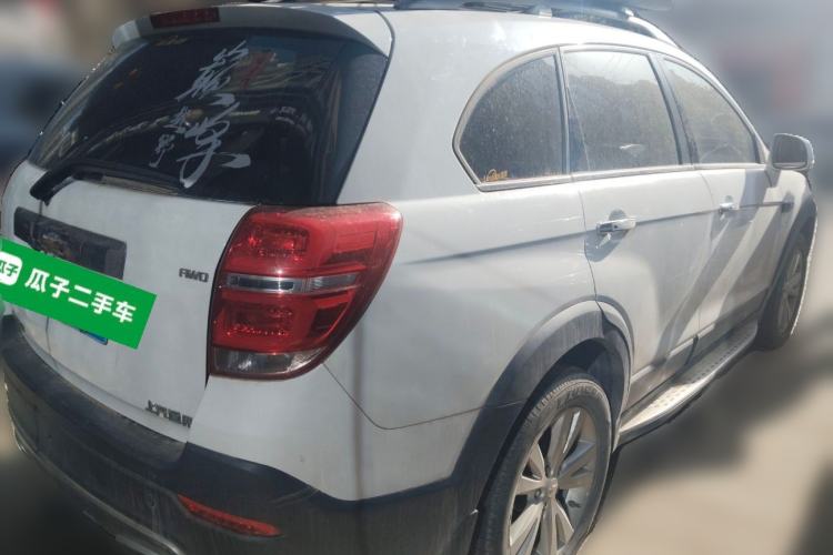 Used Chevrolet Captiva 2017 2.4L 4x4 Flagship Edition 7-Seater
