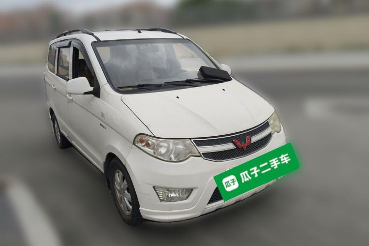 Used Wuling Hongguang 2016 1.5L Restyled S Comfort Version Front Right 45 Deg