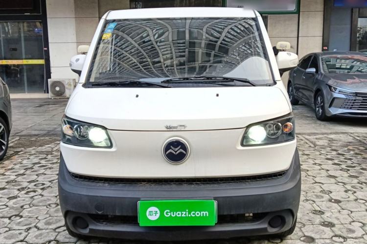 Used New Gonow Aoteng 2022 Pure Electric Van 41.93 kWh Hengtian Guoxuan
