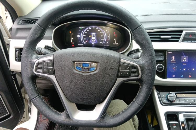 Used Geely Auto Emgrand X7 Sport 2018 1.8TD Automatic Two-Wheel Drive Smart Connect 4G Internet Edition