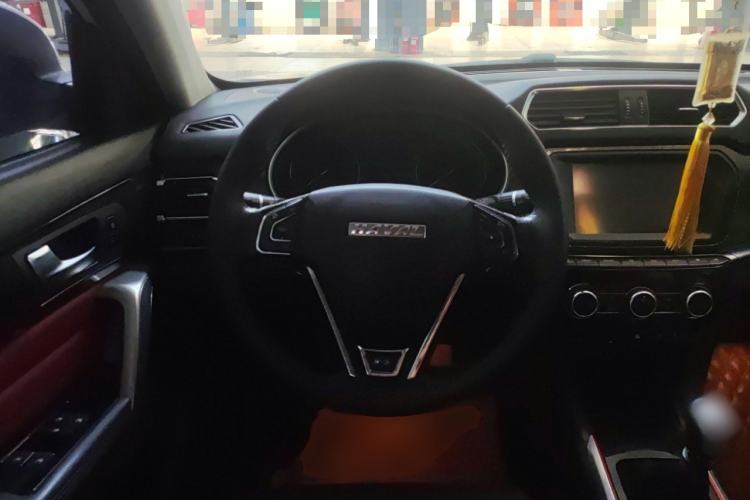 Used Haval H2 2017 Blue Label 1.5T Manual Two-Wheel Drive Luxury Model Steering Wheel