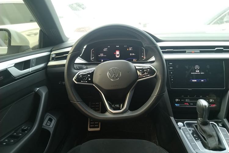 Used Volkswagen FAW-Volkswagen CC 2023 330TSI Ignite Edition Steering Wheel